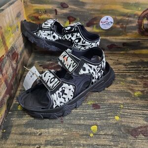 adidas BY Stella Mccartney X Wmns Hika Outdoor Sandal Animal Print IF1797 Size 9